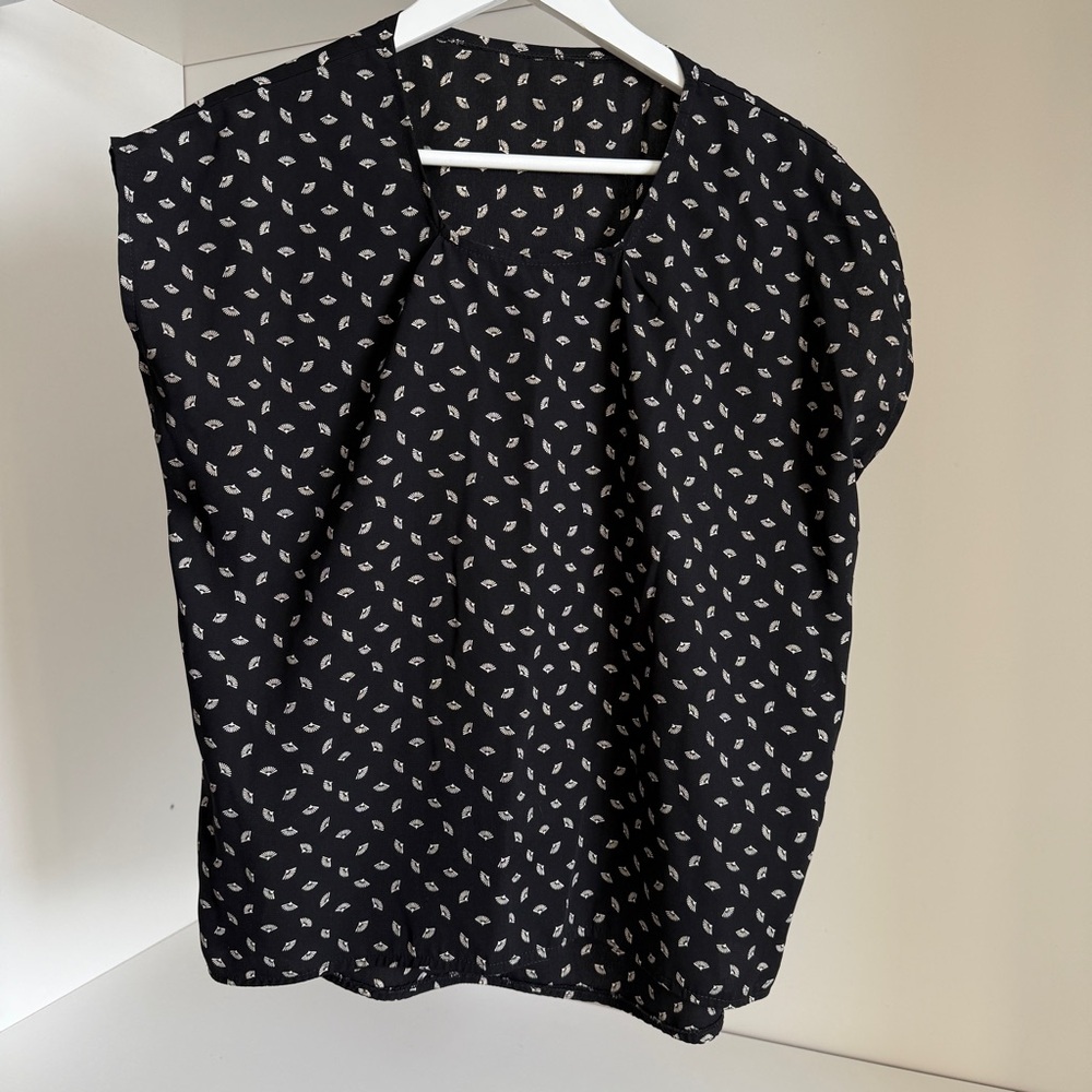 Black Drop Hem Women's Top